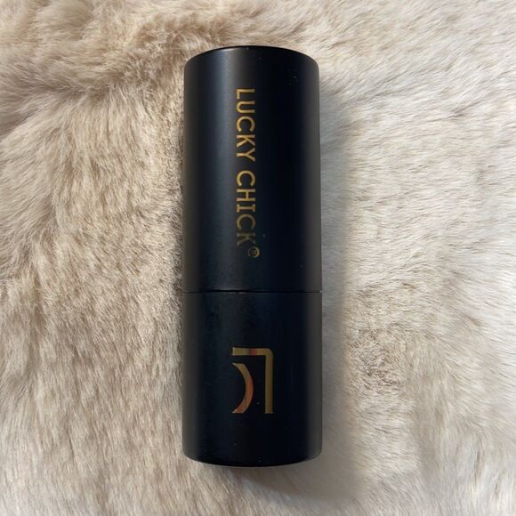 Lucky Chick LUCKY DAYS LIP AND CHEEK MULTI STICK - Picture 3 of 8